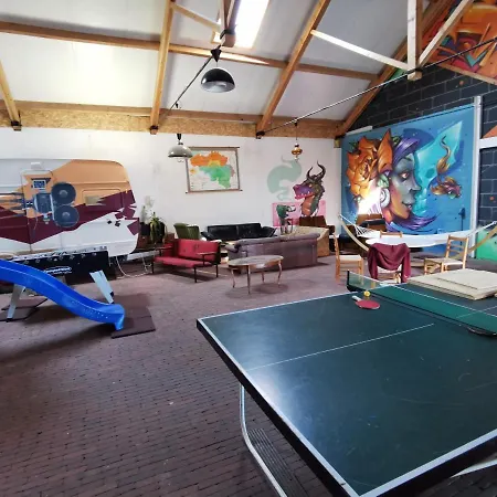 Treck Hostel *